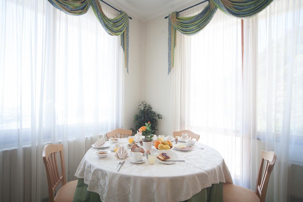 Albergo Suisse Bellevue Monterosso al Mare Bagian luar foto