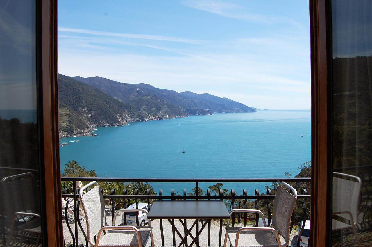 Albergo Suisse Bellevue Monterosso al Mare Bagian luar foto